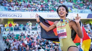 德扑锦标赛：解析“休息时间”的战术意义——复盘还是彻底放松？（德扑锦标赛休息期的策略抉择：该复盘还是彻底放松？）